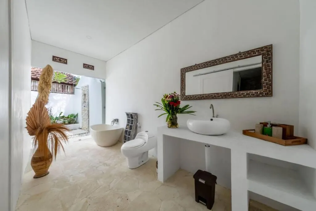 Villa Family Oasis, 2 Bedrooms, Shared Pool, Garden, Rice Field View Ubud  Indonesia