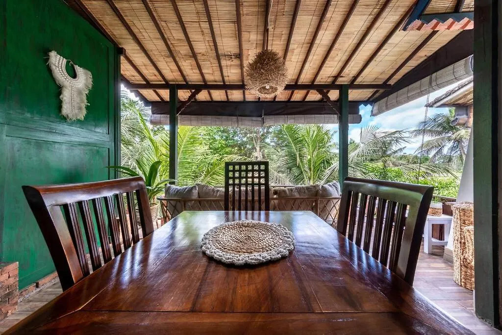 Family Oasis, 2 Bedrooms, Shared Pool, Garden, Rice Field View Ubud  0*, Ubud (Bali)