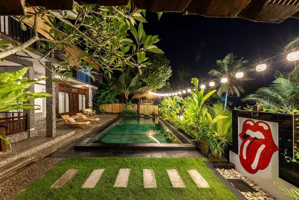 Vila Family Oasis, 2 Bedrooms, Shared Pool, Garden, Rice Field View Ubud